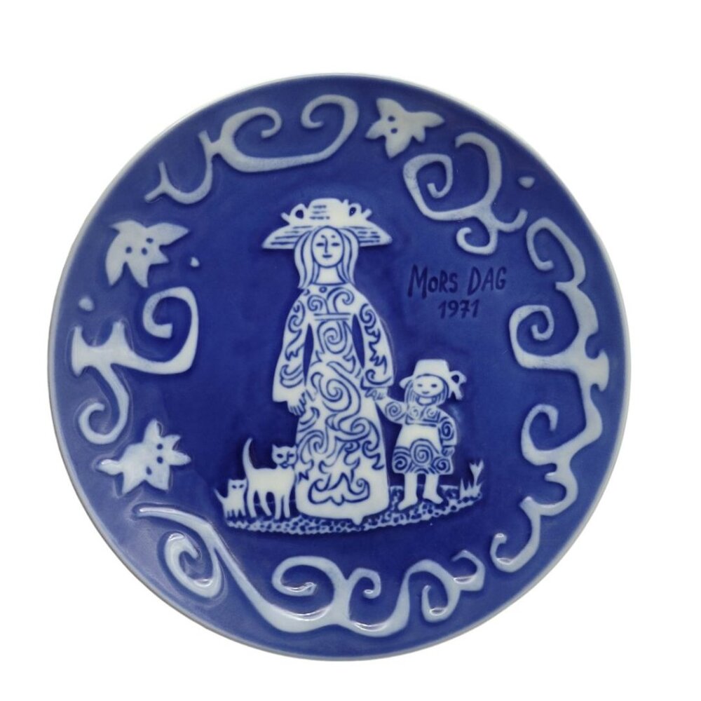 Royal Copenhagen‎ Plate Mors Dag 1971 Mothers Day Blue Children Gift 6 Inch Cat